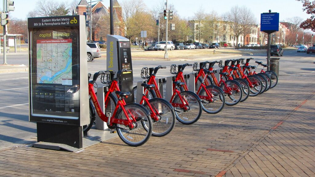 transit displays with capital bikeshare